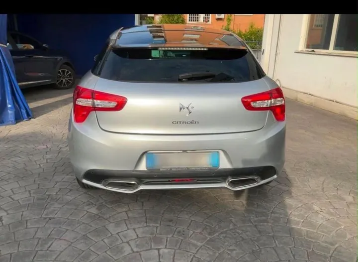 DS Automobiles DS5