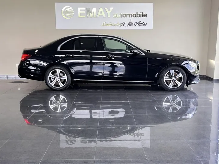 Mercedes-Benz E 200