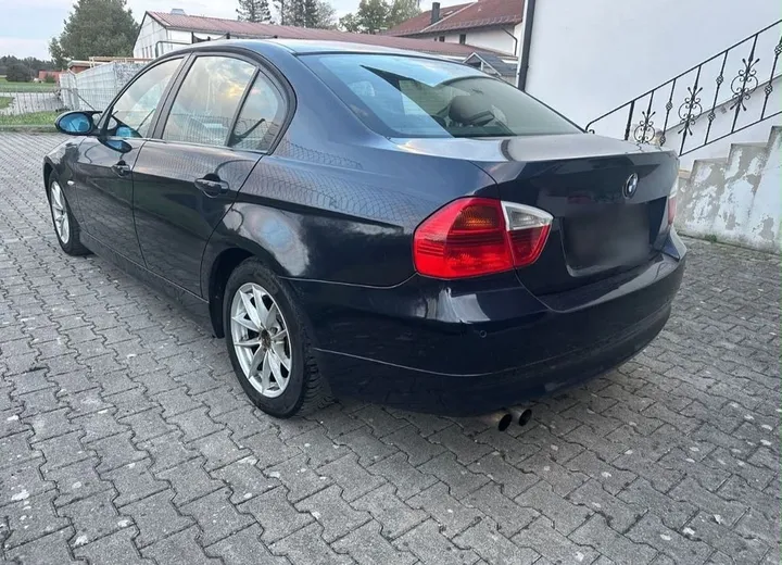 BMW 325