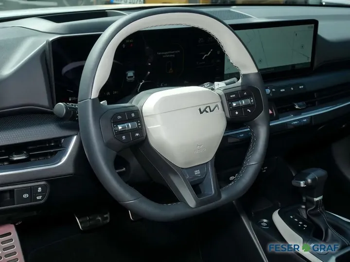Kia K4
