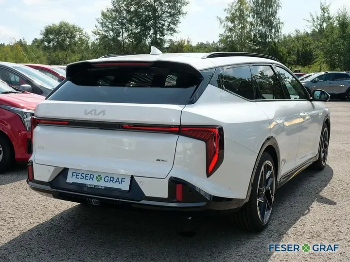 Kia K4