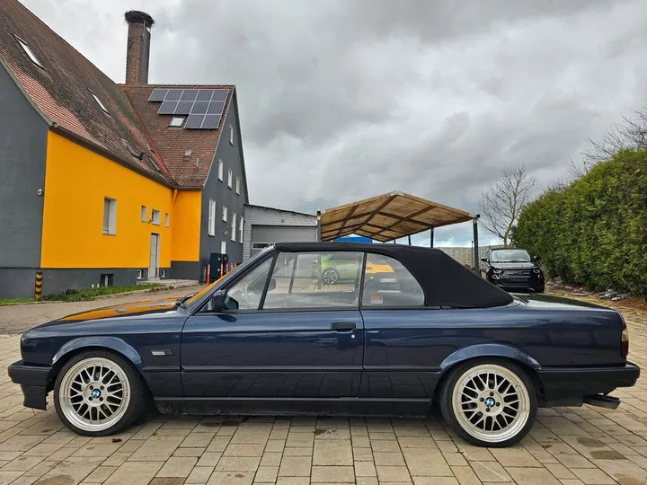 BMW 325