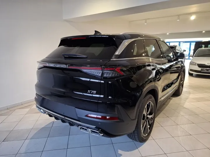 BAIC Beijing X75