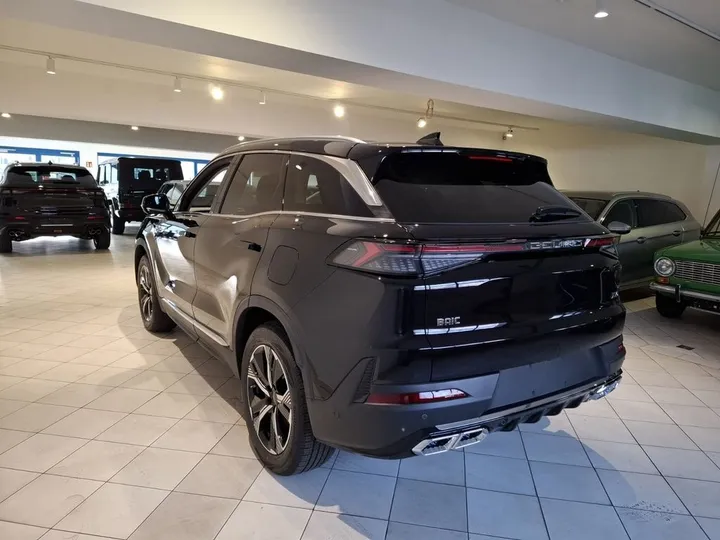 BAIC Beijing X75