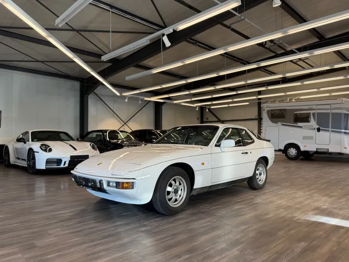 Porsche 924