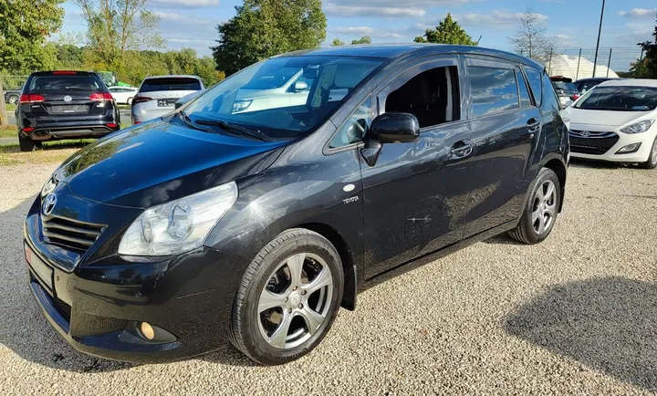 Toyota Verso