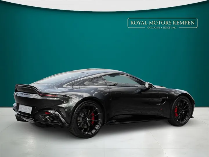 Aston Martin V8 Vantage