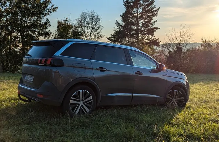 Peugeot 5008