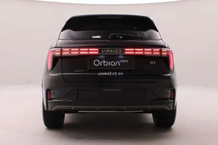 Lynk&Co 01