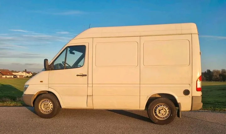 Mercedes-Benz Sprinter