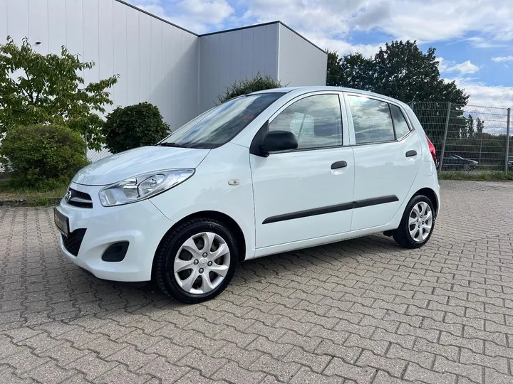 Hyundai i10