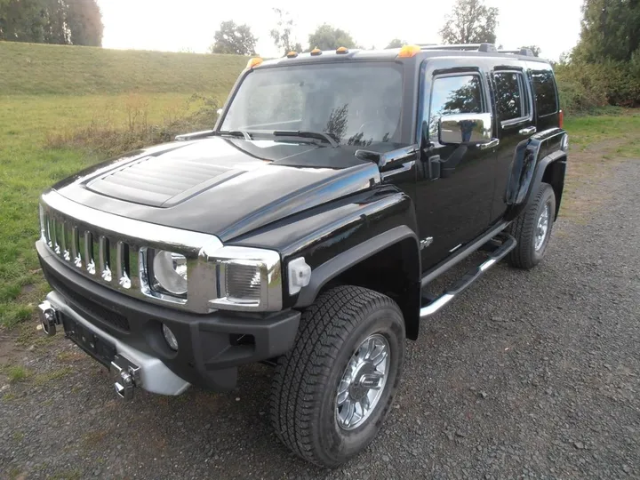 Hummer H3