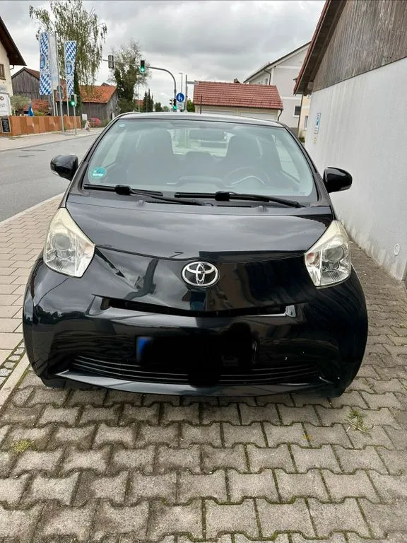 Toyota IQ