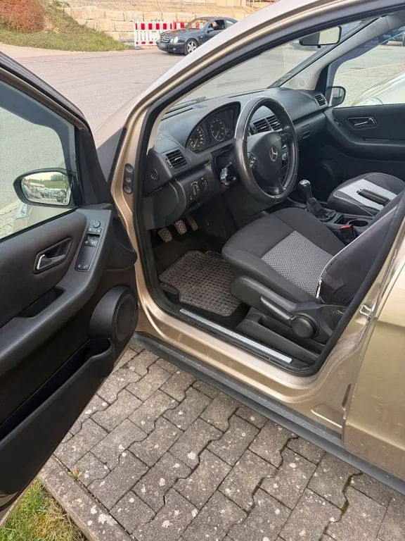 Mercedes-Benz A 150