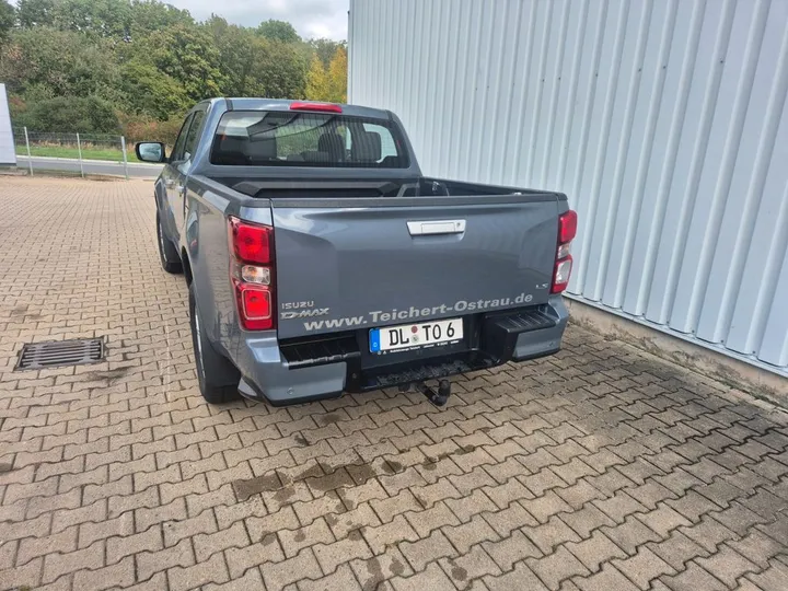 Isuzu D-Max