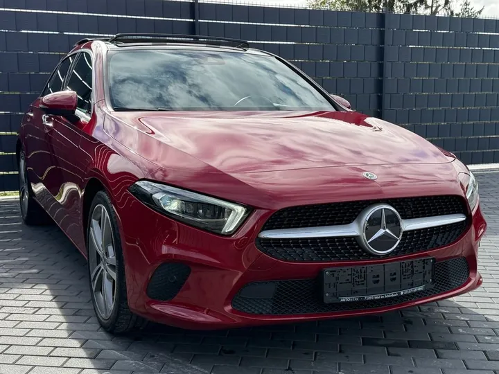 Mercedes-Benz A 200