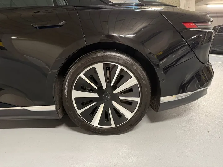 Lucid Air