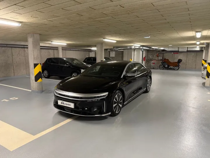 Lucid Air