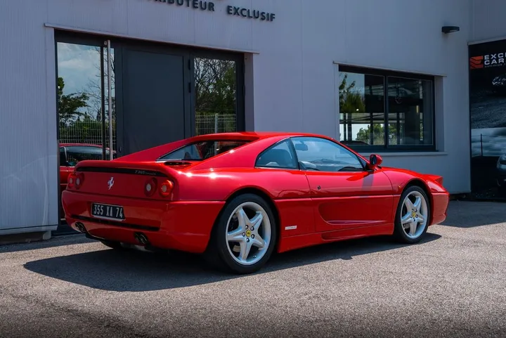 Ferrari F355