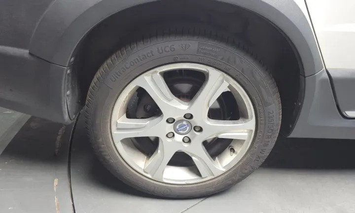 Volvo XC70