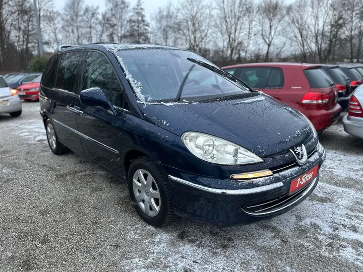 Peugeot 807