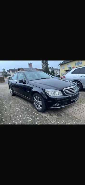 Mercedes-Benz C 180
