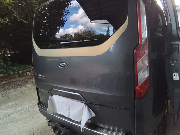 Ford Tourneo Custom