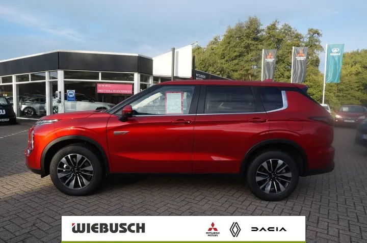 Mitsubishi Plug-in Hybrid Outlander