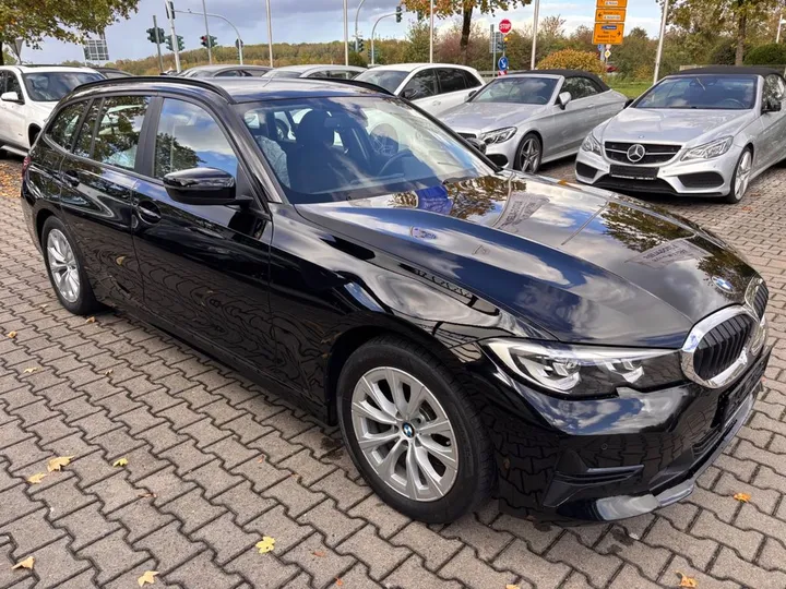 BMW 320