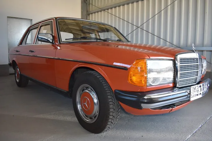 Mercedes-Benz E 250