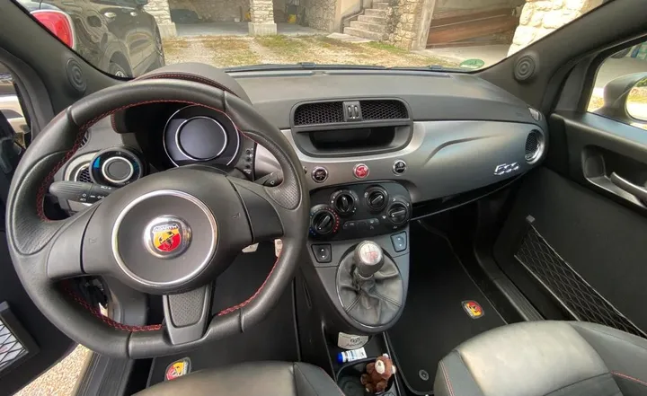 Abarth 695
