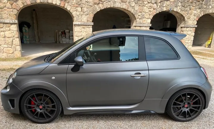 Abarth 695
