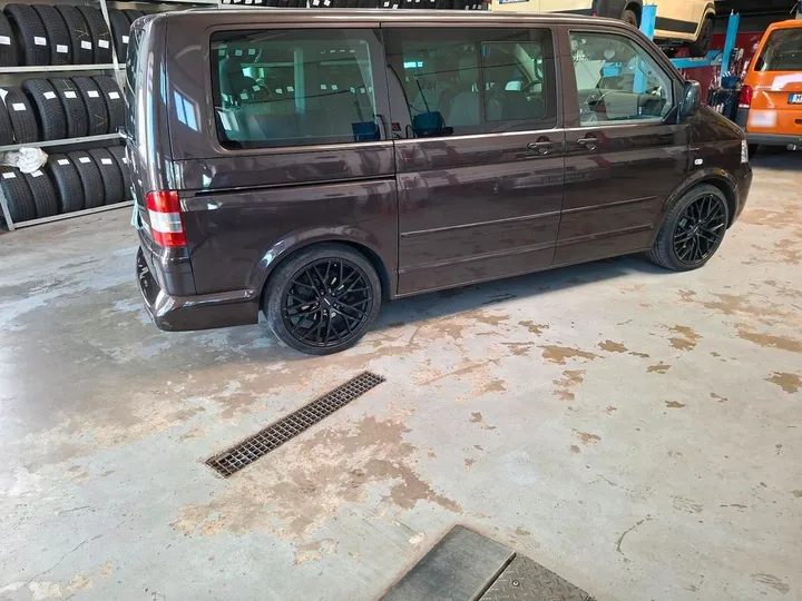Volkswagen T5 Multivan