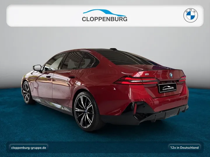 BMW i5