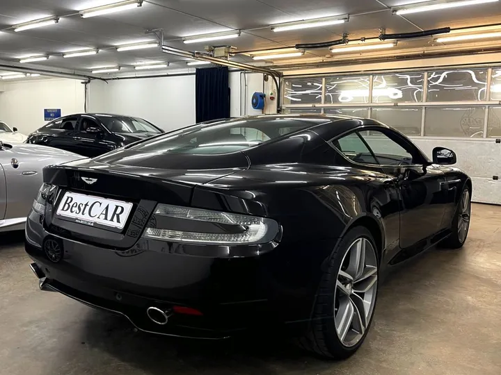 Aston Martin Virage