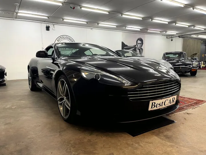 Aston Martin Virage