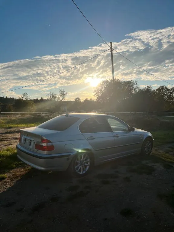 BMW 325