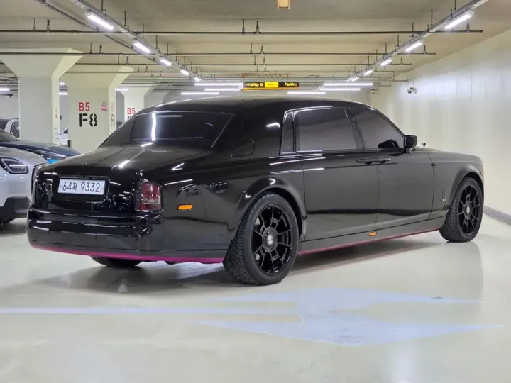 Rolls-Royce Phantom