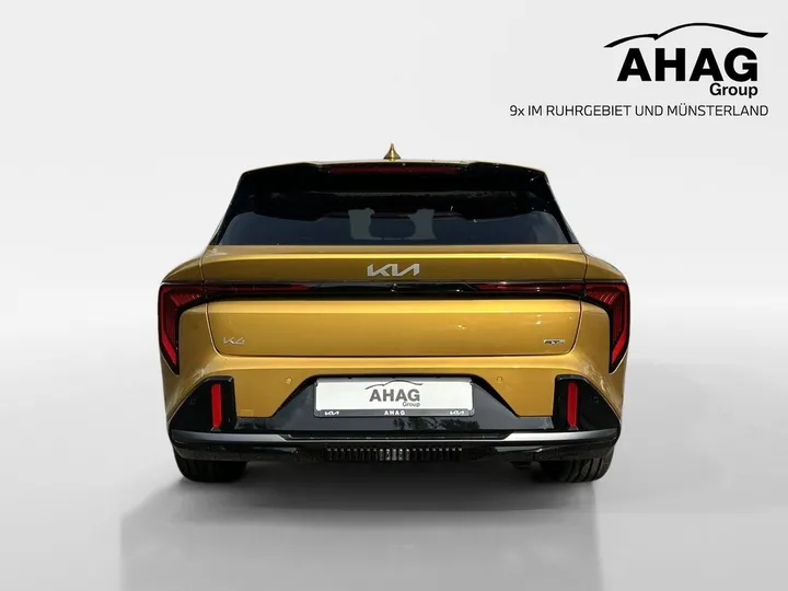 Kia K4