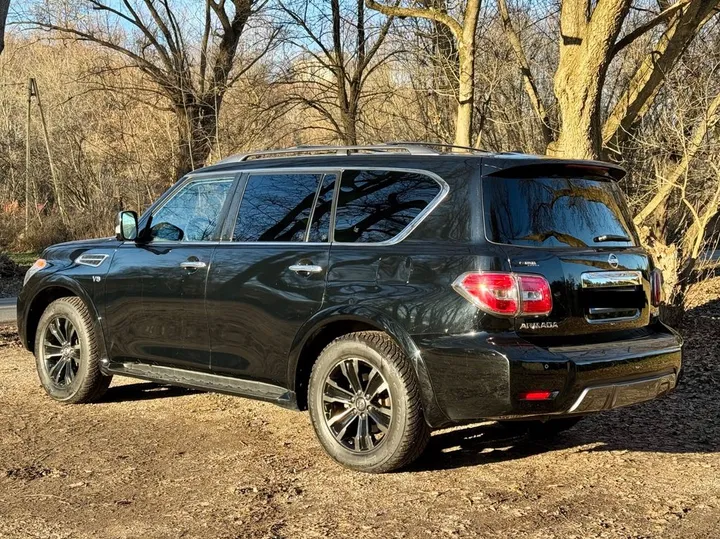 Nissan Armada