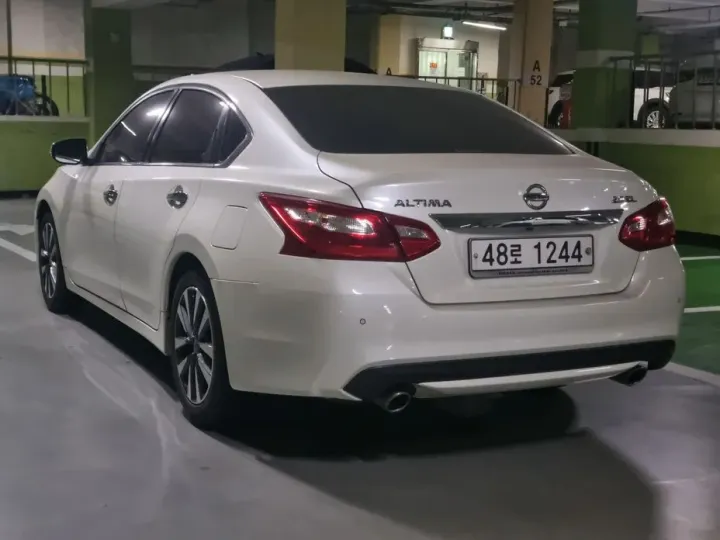 Nissan Altima