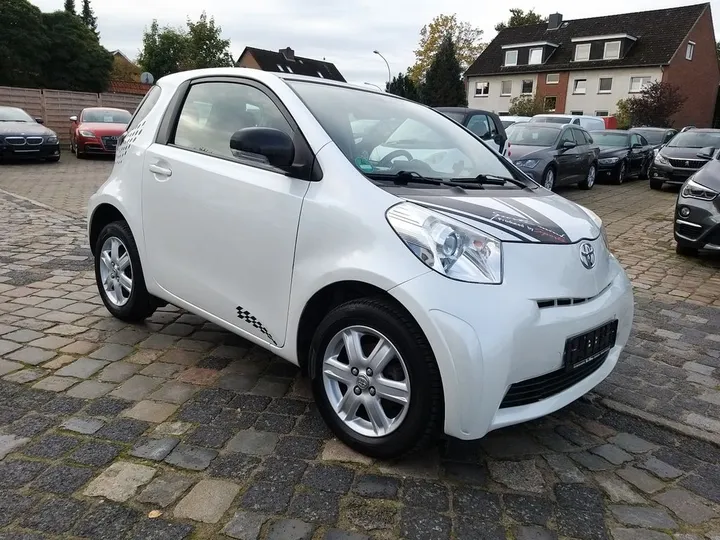 Toyota IQ