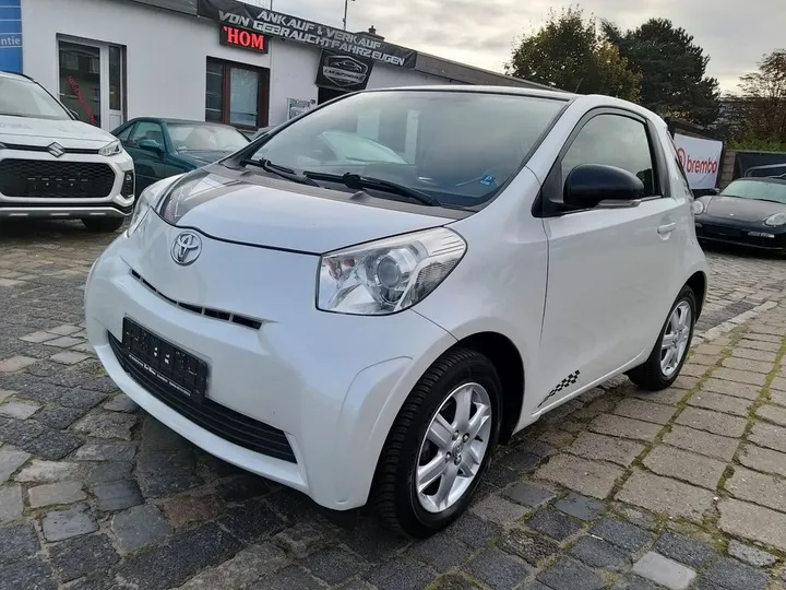 Toyota IQ