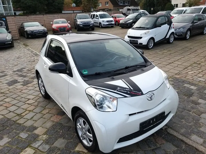 Toyota IQ