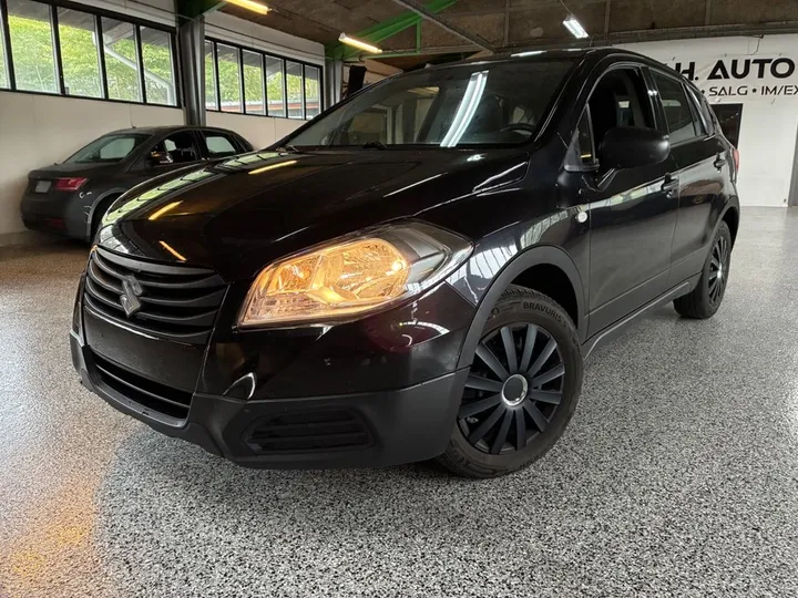 Suzuki (SX4) S-Cross