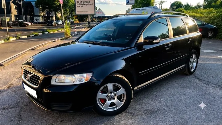 Volvo V50