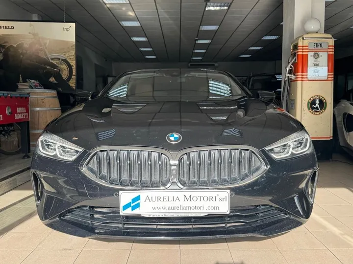 BMW 840