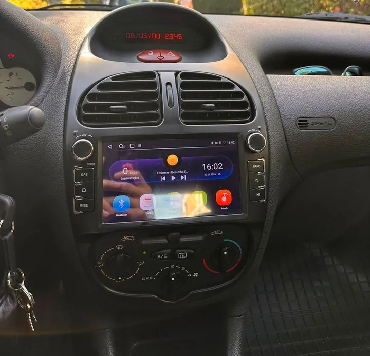 Peugeot 206