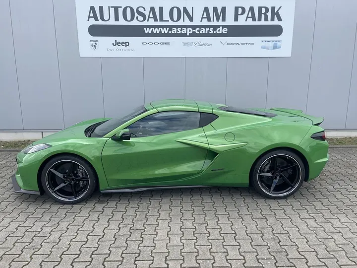 Corvette C8