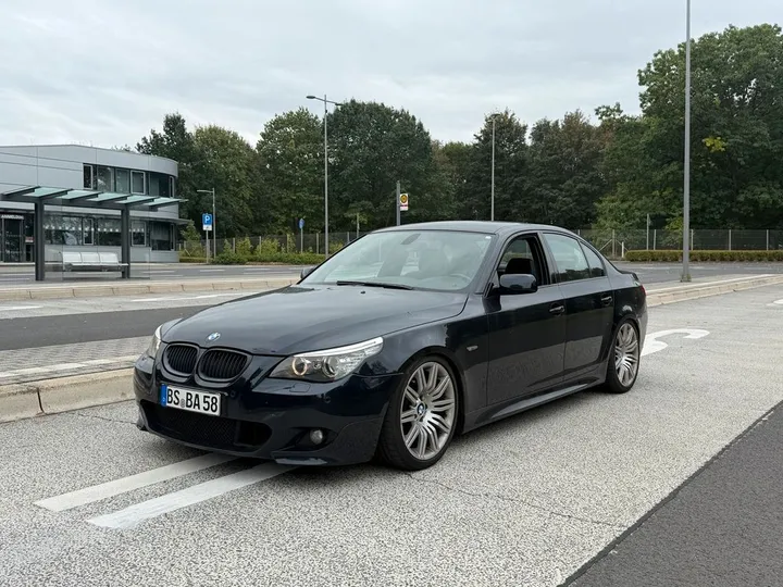 BMW 525